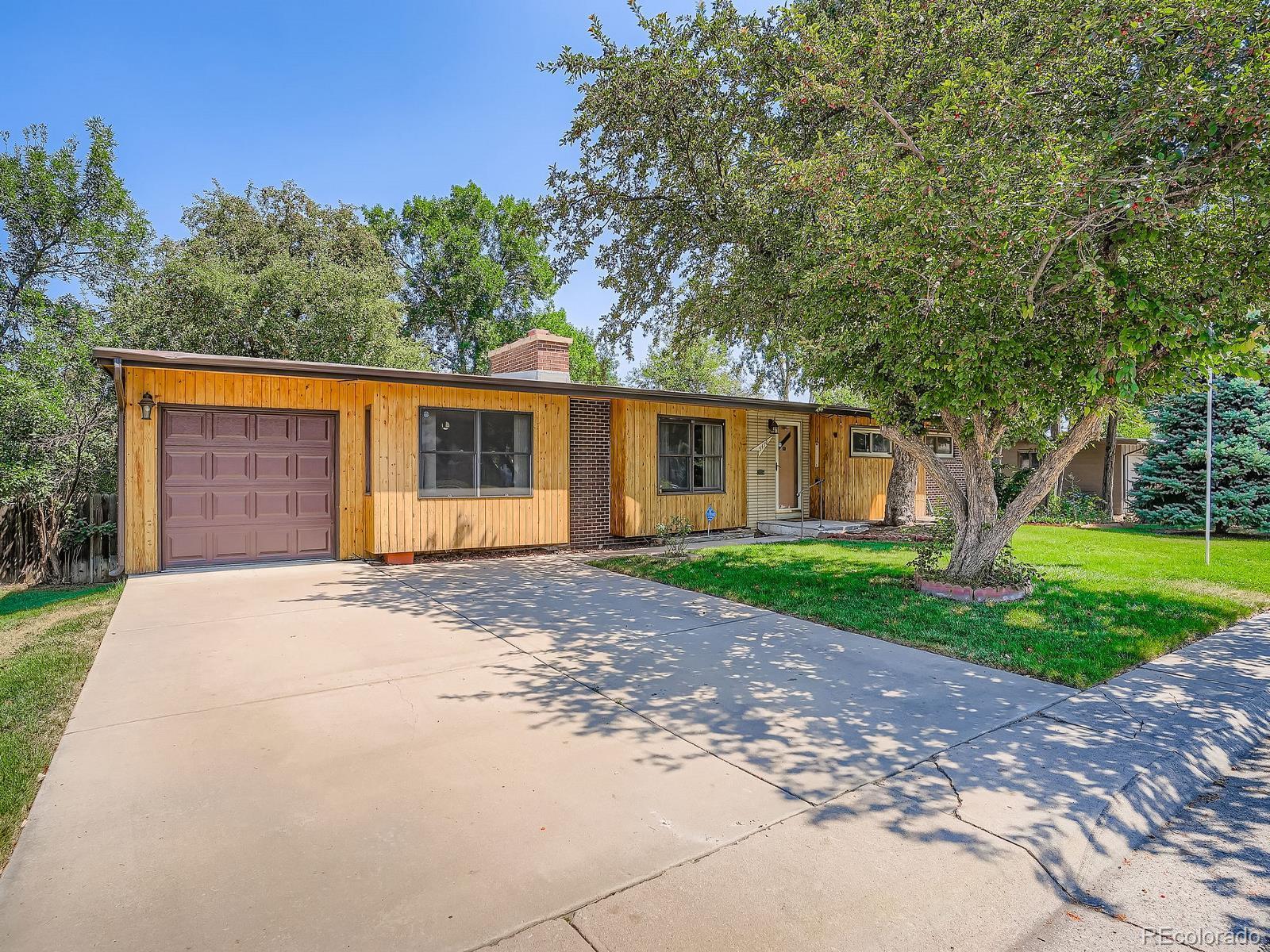 Photo of Listing #2301475