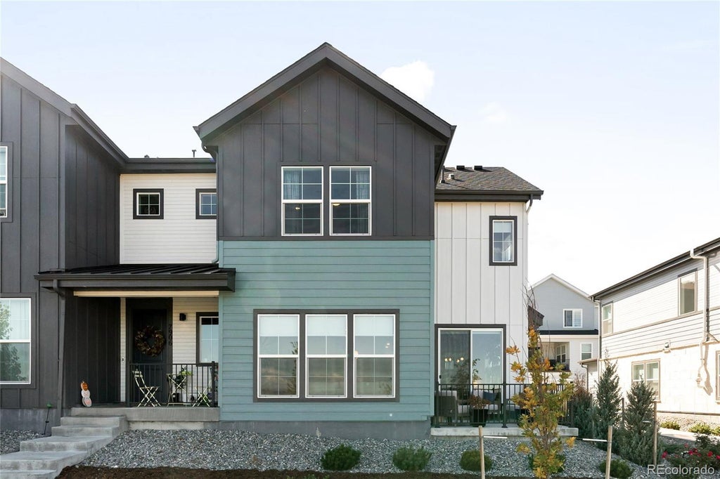 7910 Sterling Ranch Avenue, Littleton