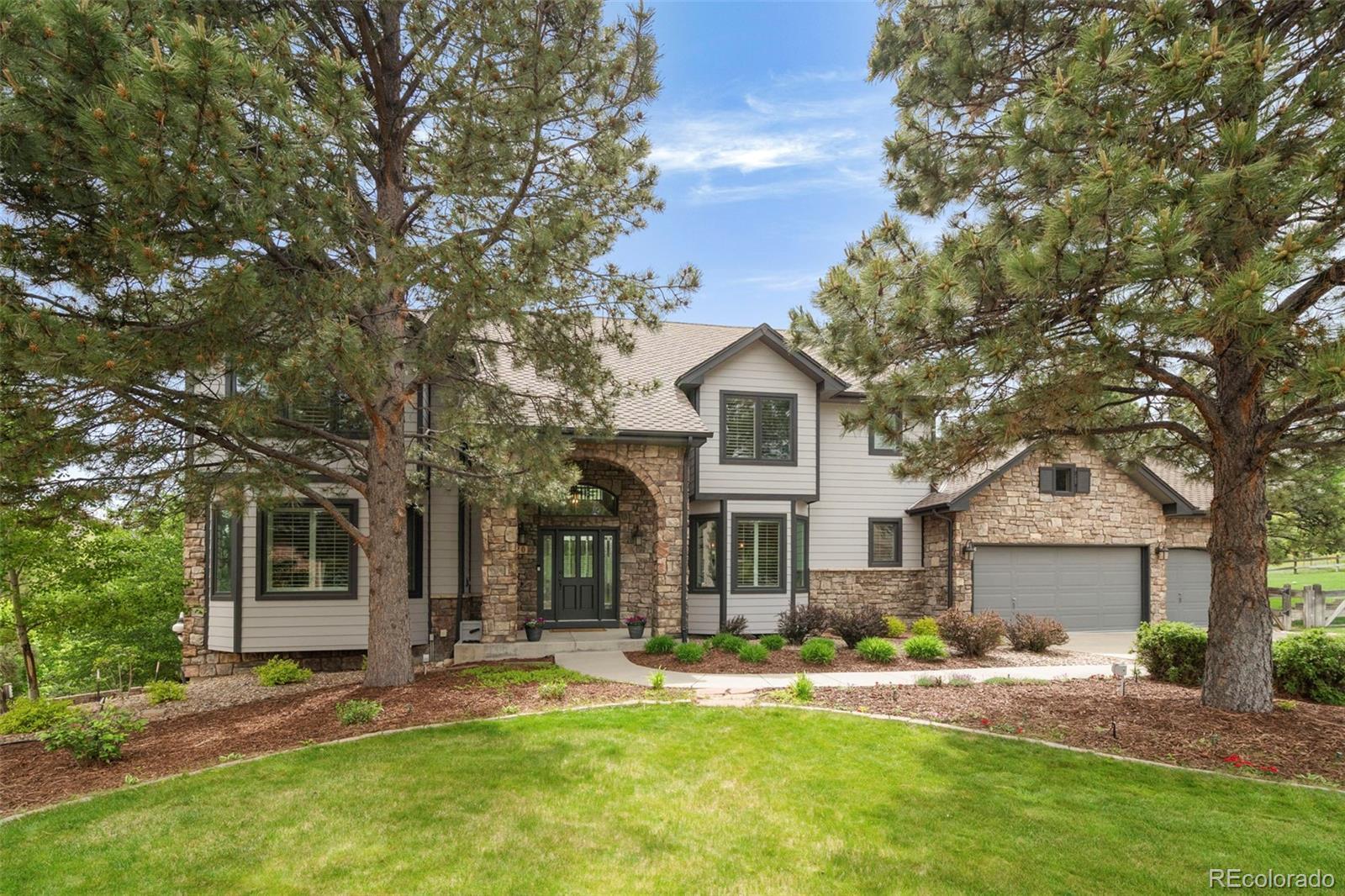 Photo of Listing #2315538