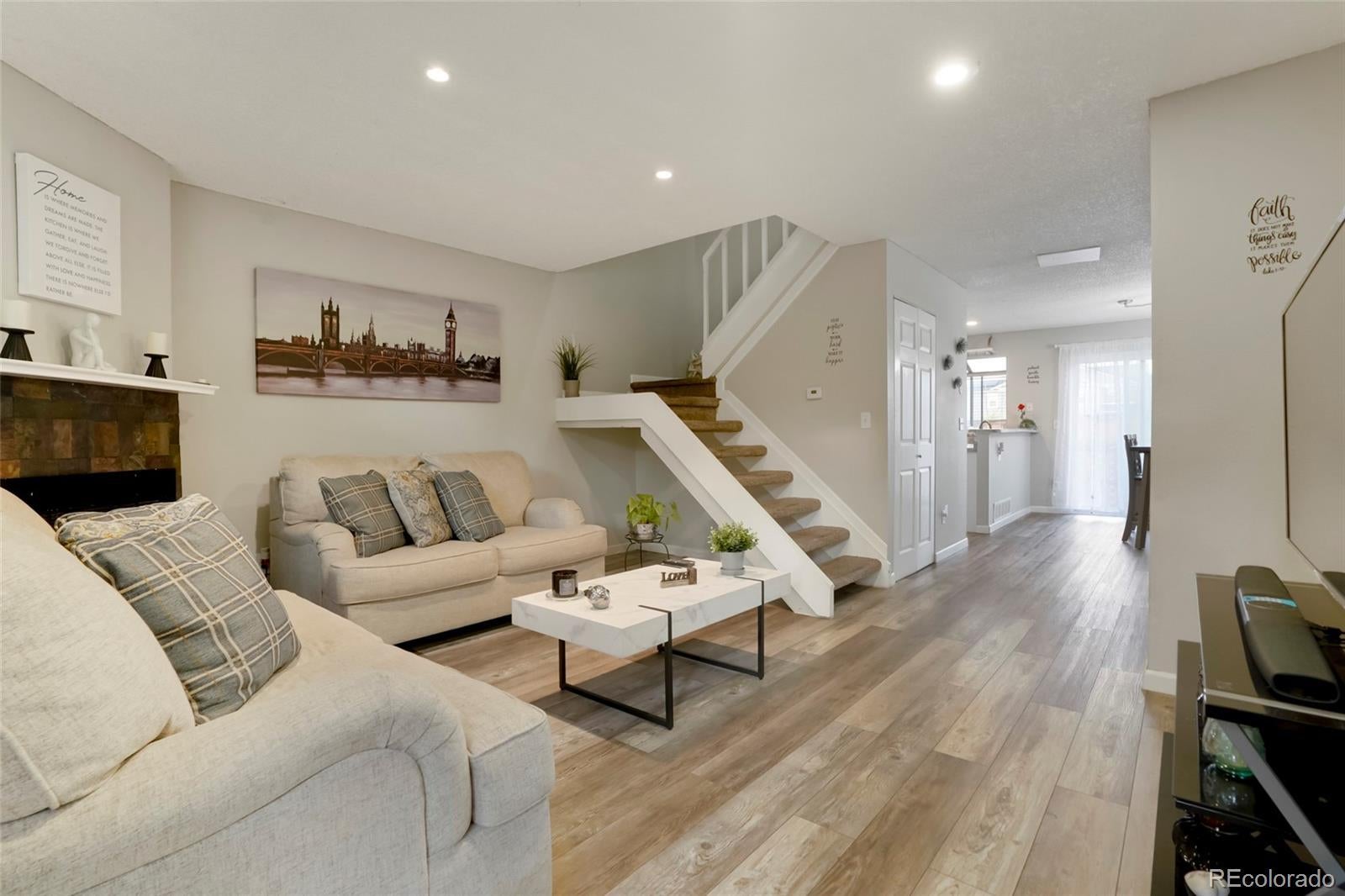 Photo of Listing #2325620