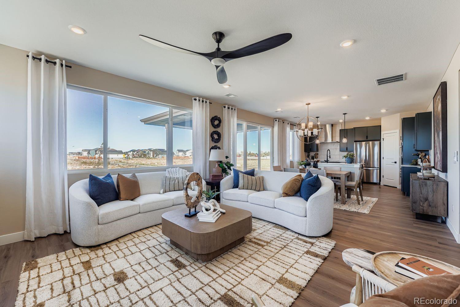 Photo of Listing #2329380