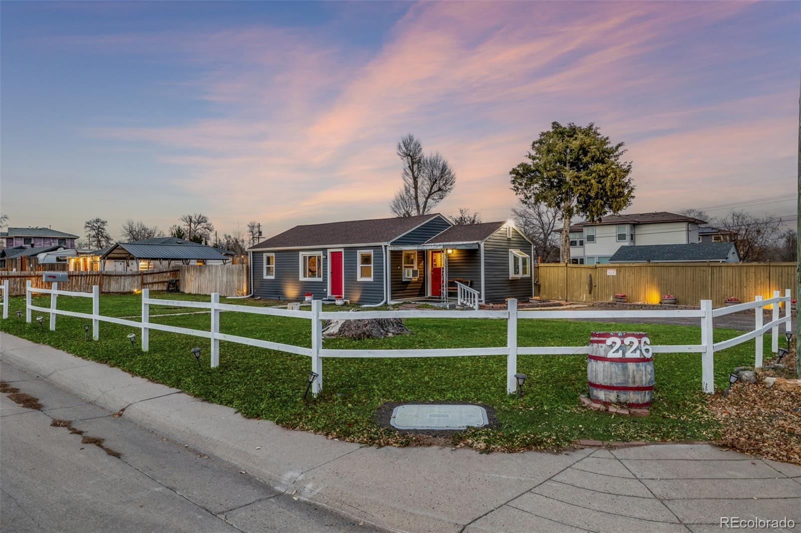 Photo of Listing #2329520