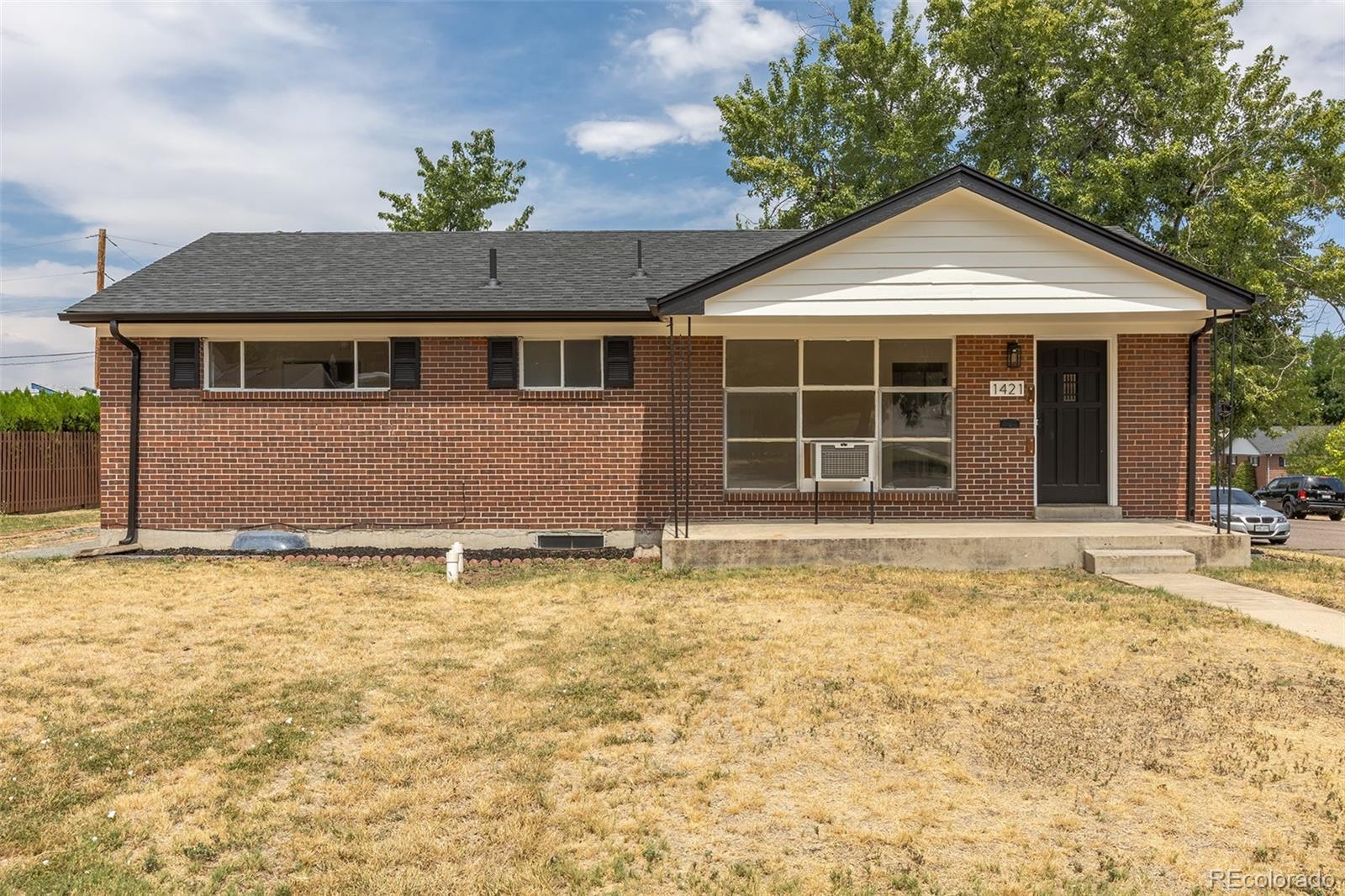 Photo of Listing #2331873