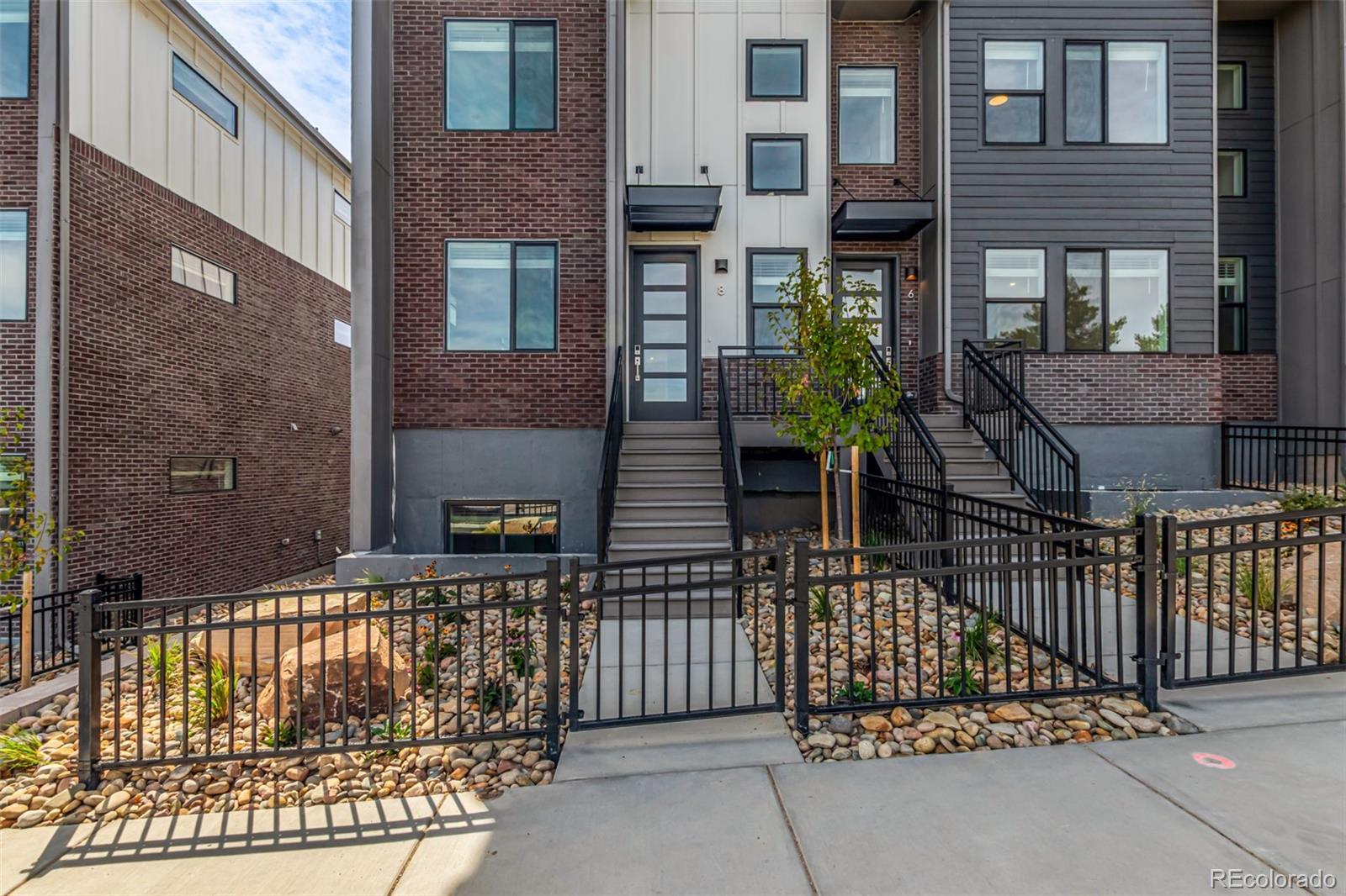 Photo of Listing #2356939