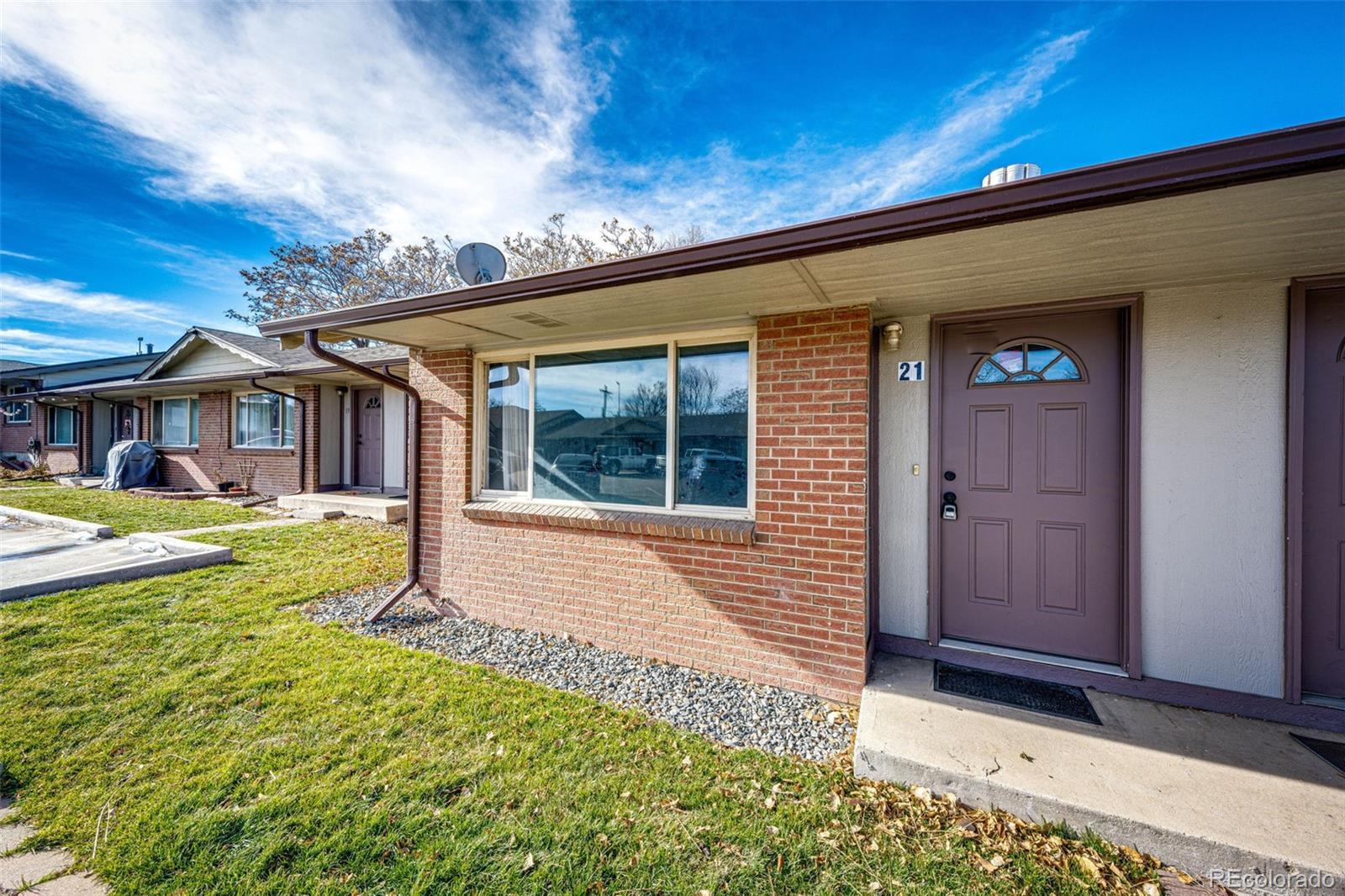 Photo of Listing #2391158