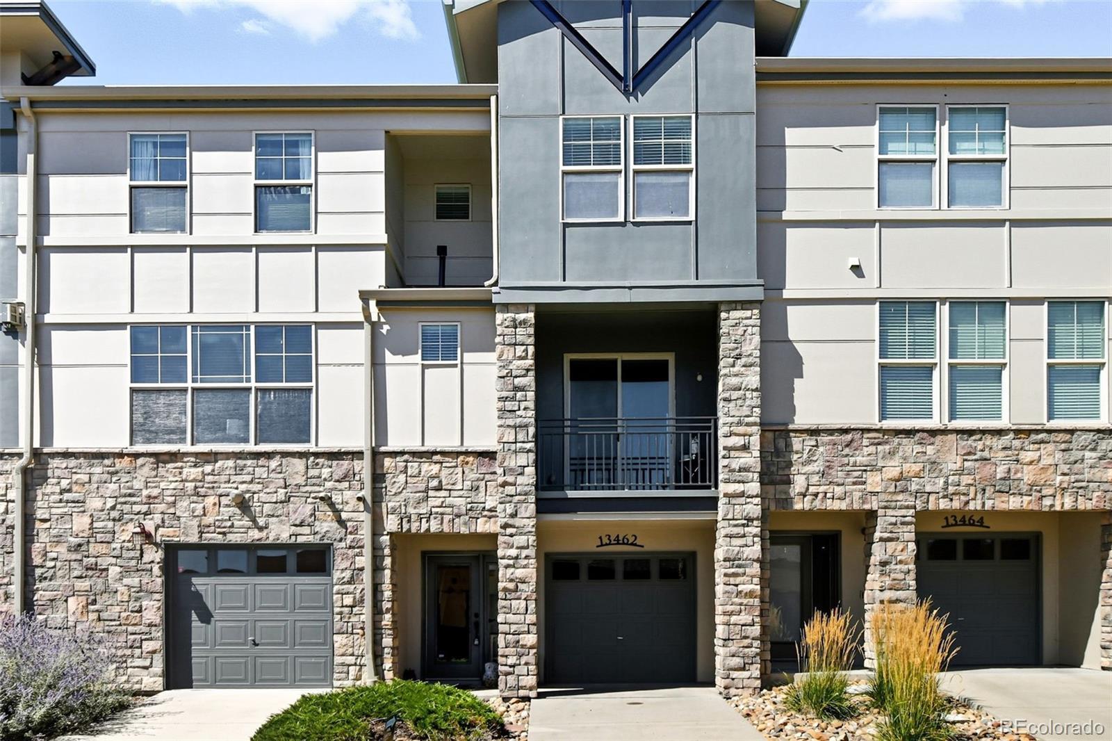 Photo of Listing #2391378