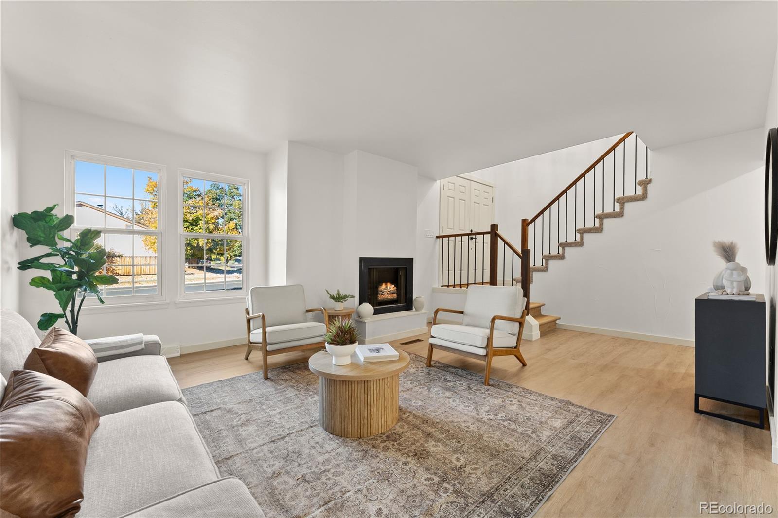 Photo of Listing #2395208