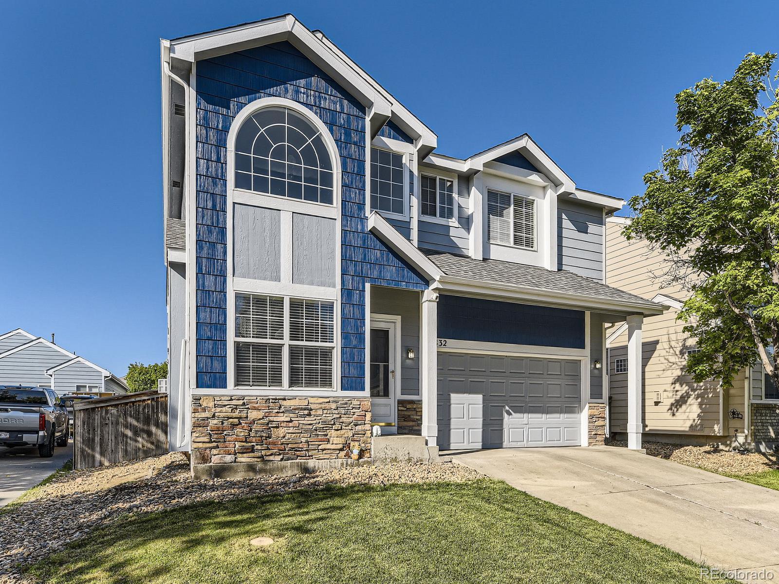 Photo of Listing #2400169