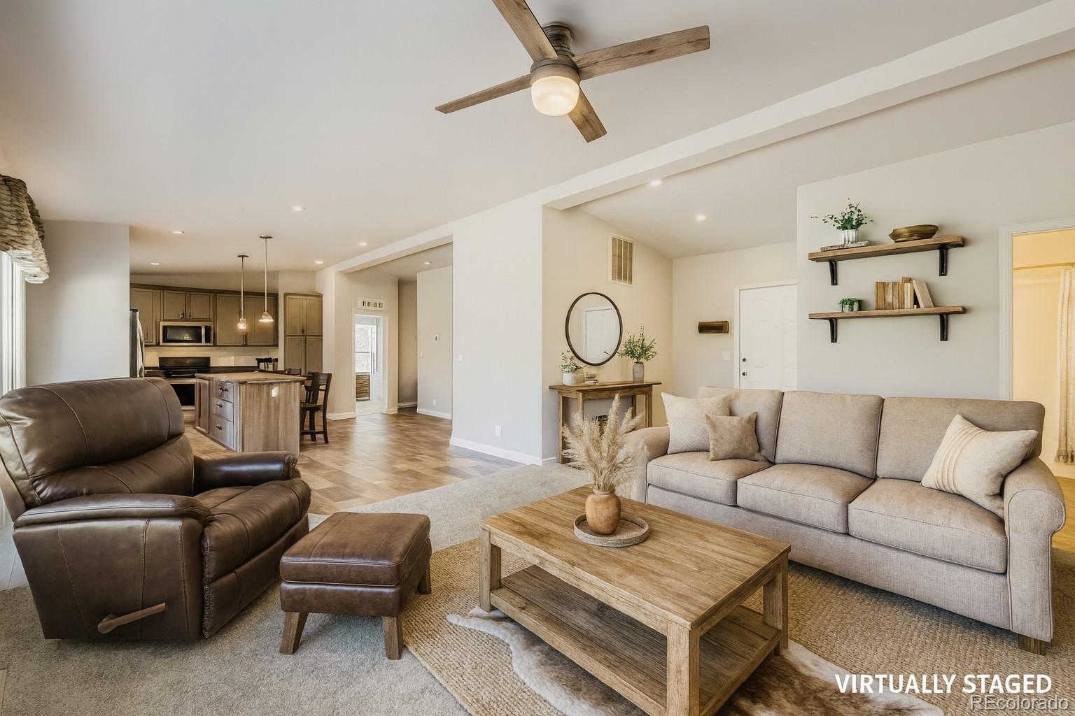 Photo of Listing #2403621