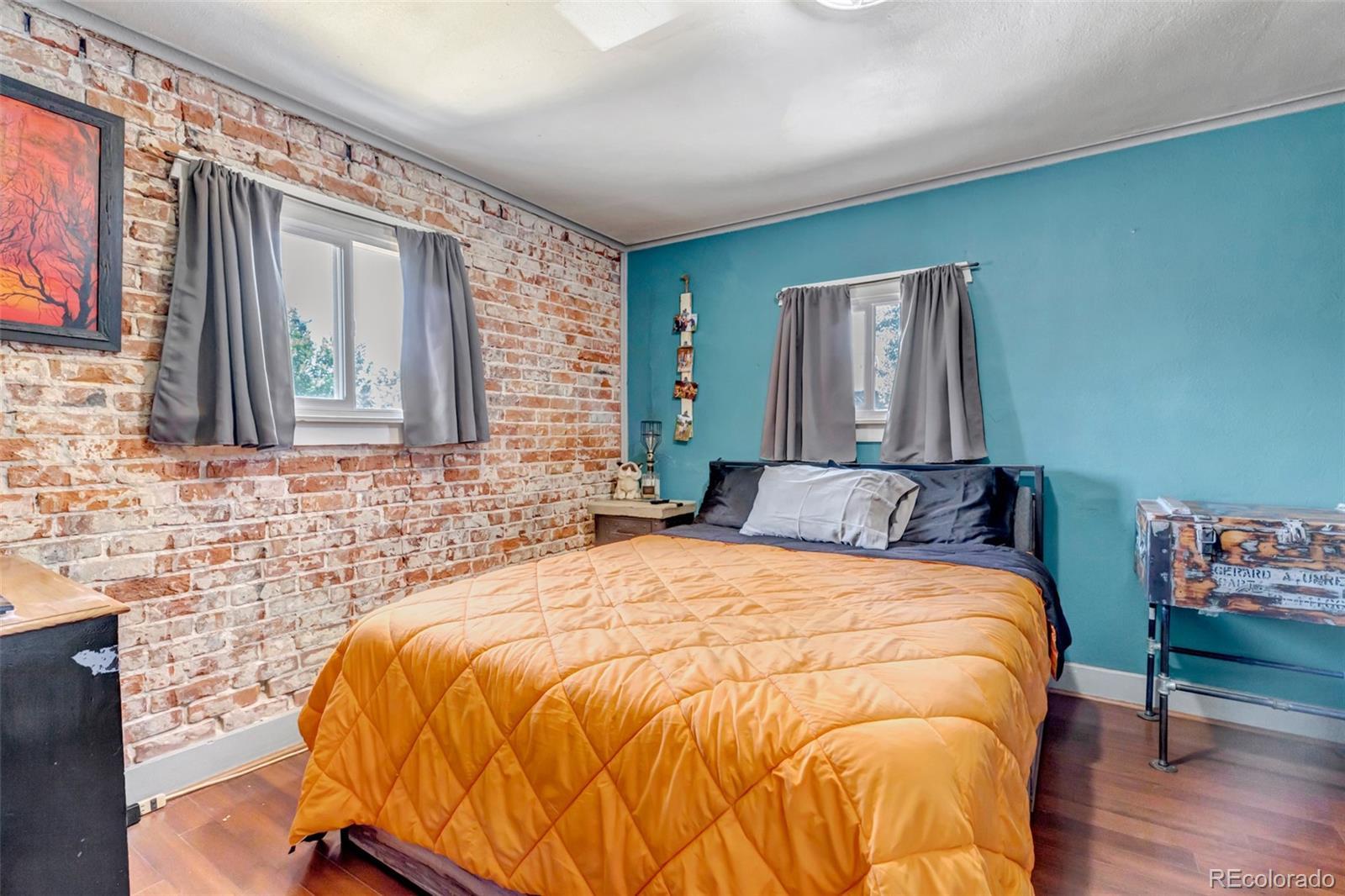 Photo of Listing #2405433