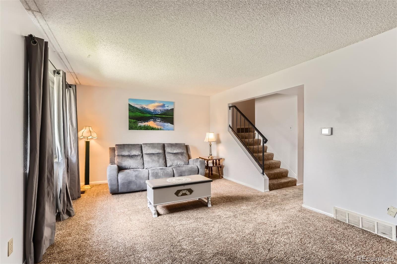 Photo of Listing #2410701