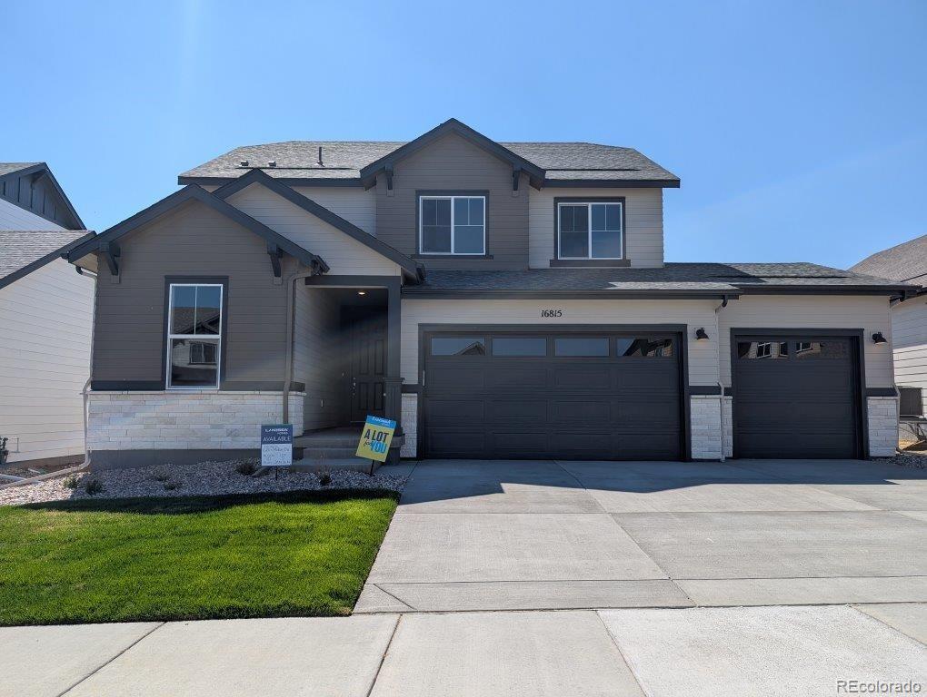 Photo of Listing #2413556