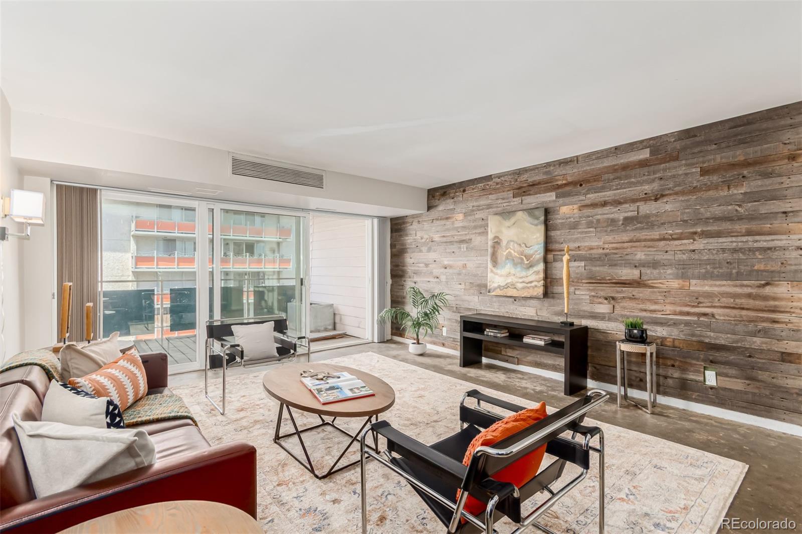 Photo of Listing #2427301