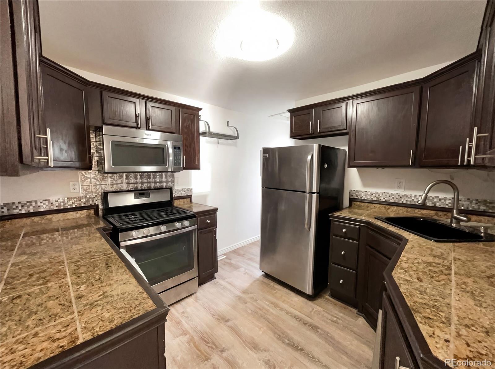 Photo of Listing #2451973