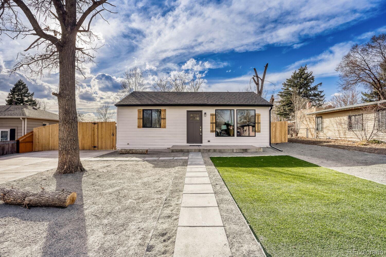 Photo of Listing #2483842