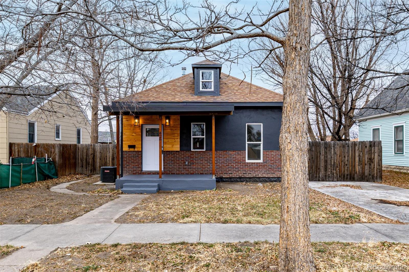 Photo of Listing #2488085