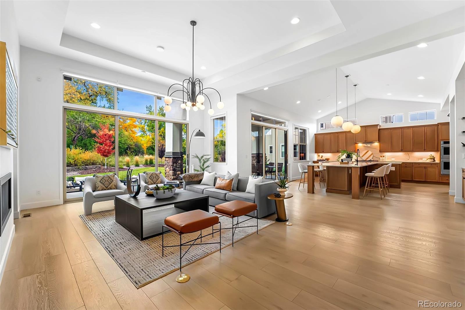 Photo of Listing #2497973