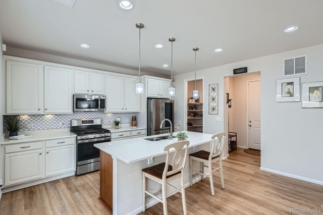 21837 E Stanford Circle, Aurora