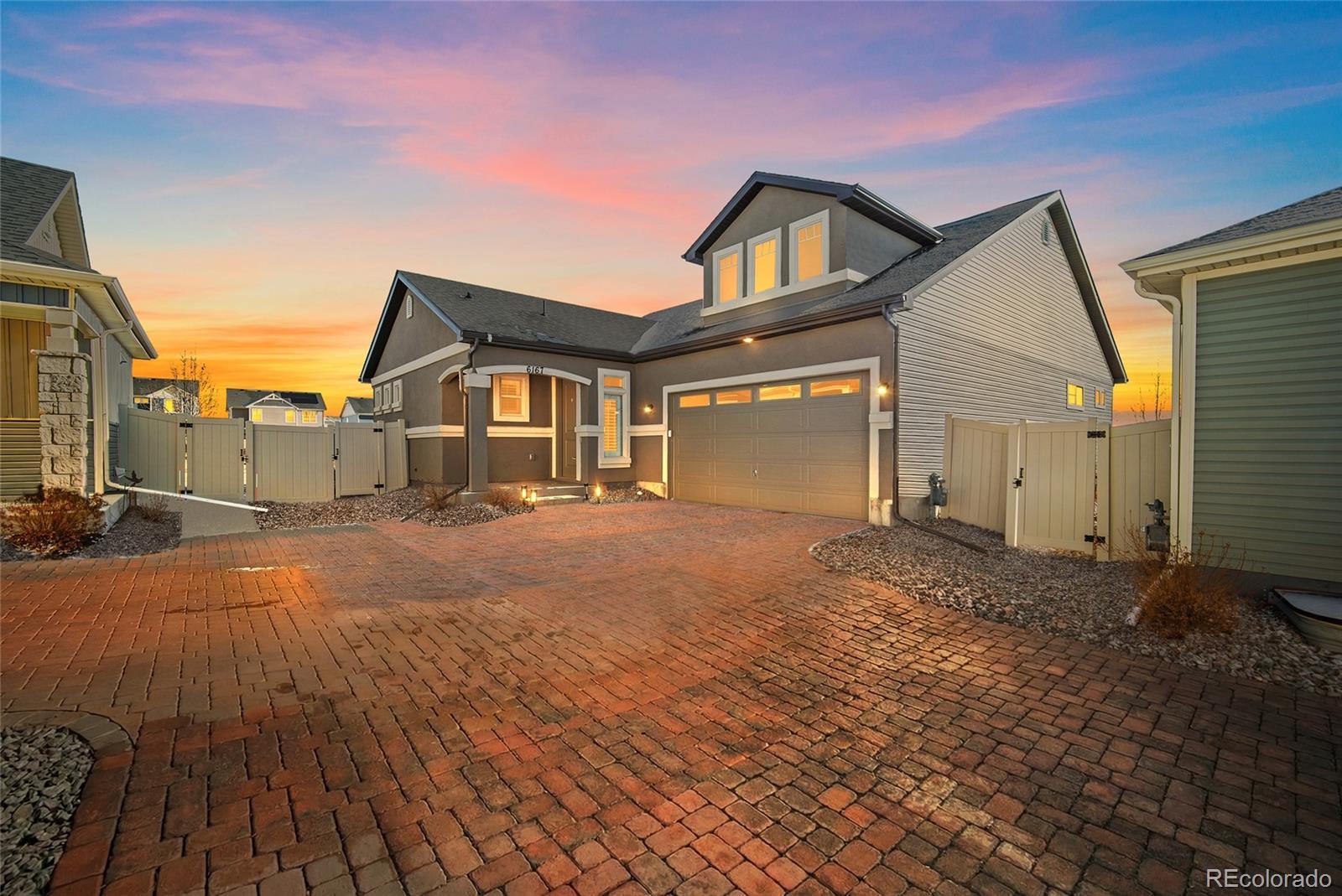 Photo of Listing #2515588