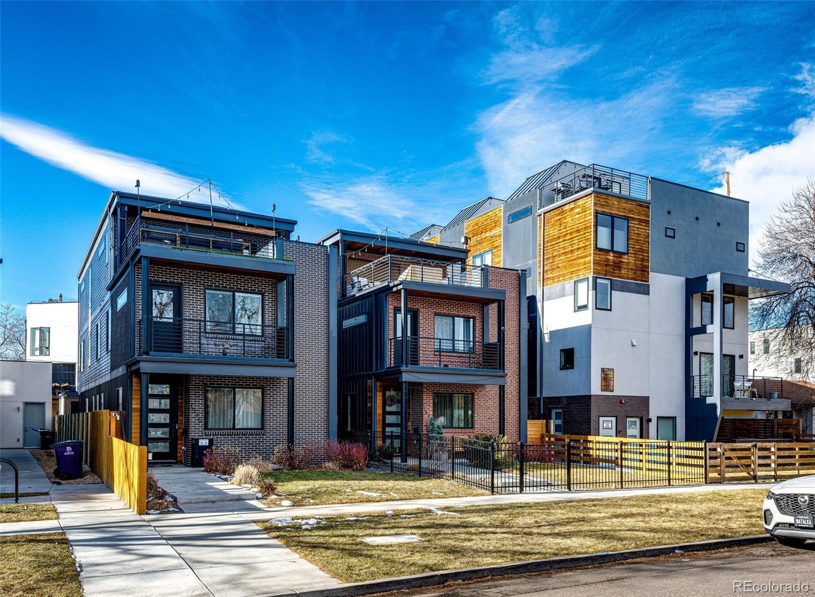 Photo of Listing #2540327