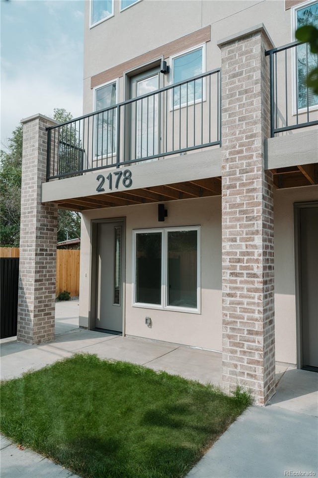 2178 S Bellaire, Denver