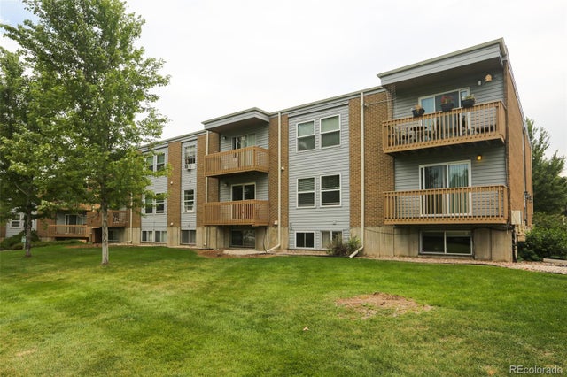 1608 Cottonwood Drive 11, Louisville