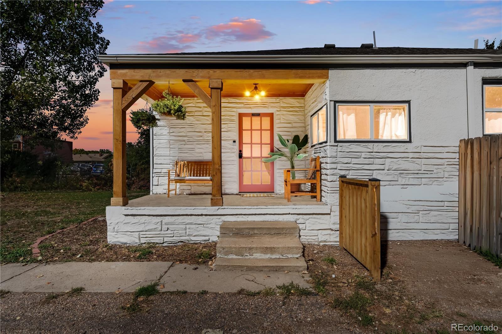 Photo of Listing #2655588