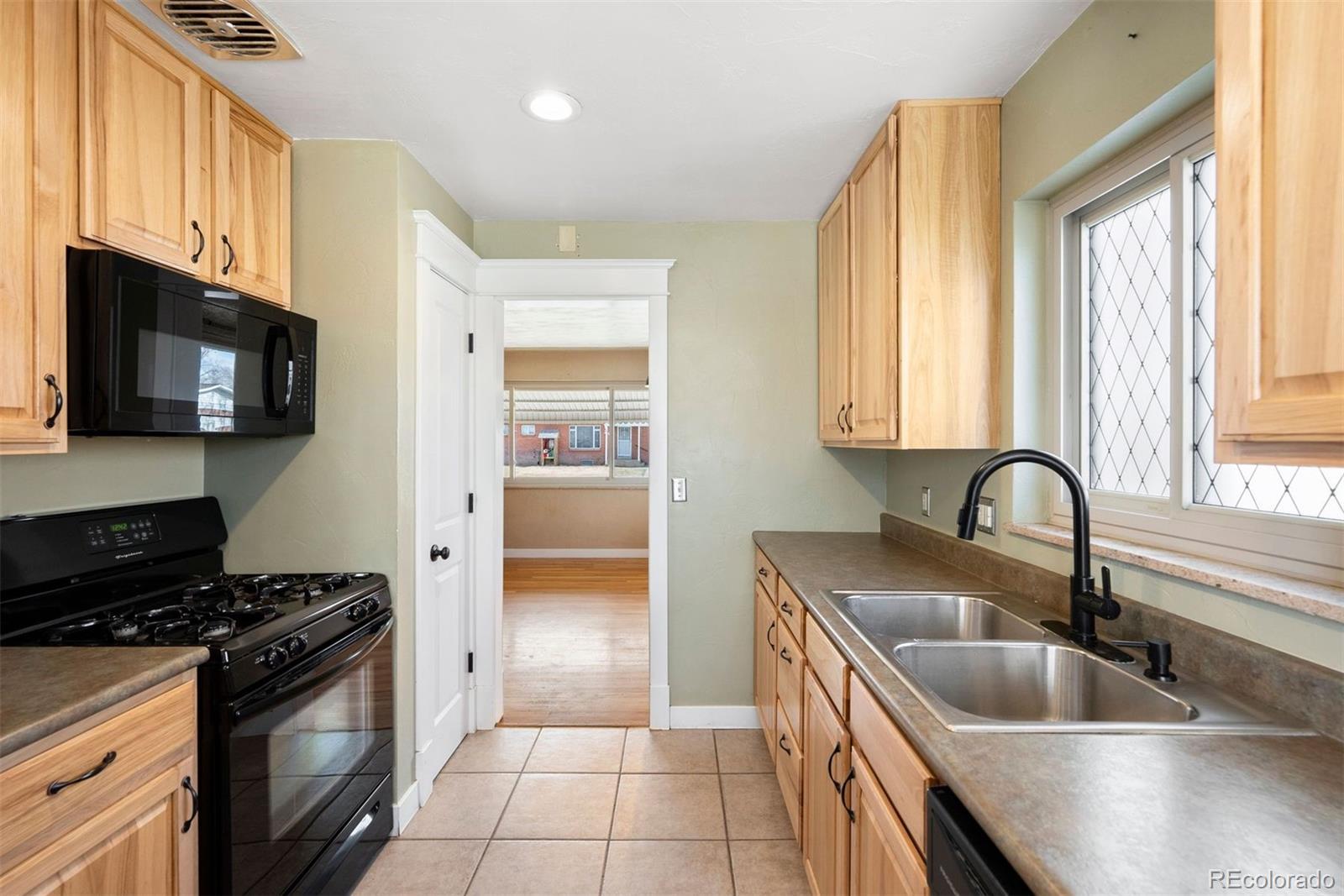 Photo of Listing #2683552