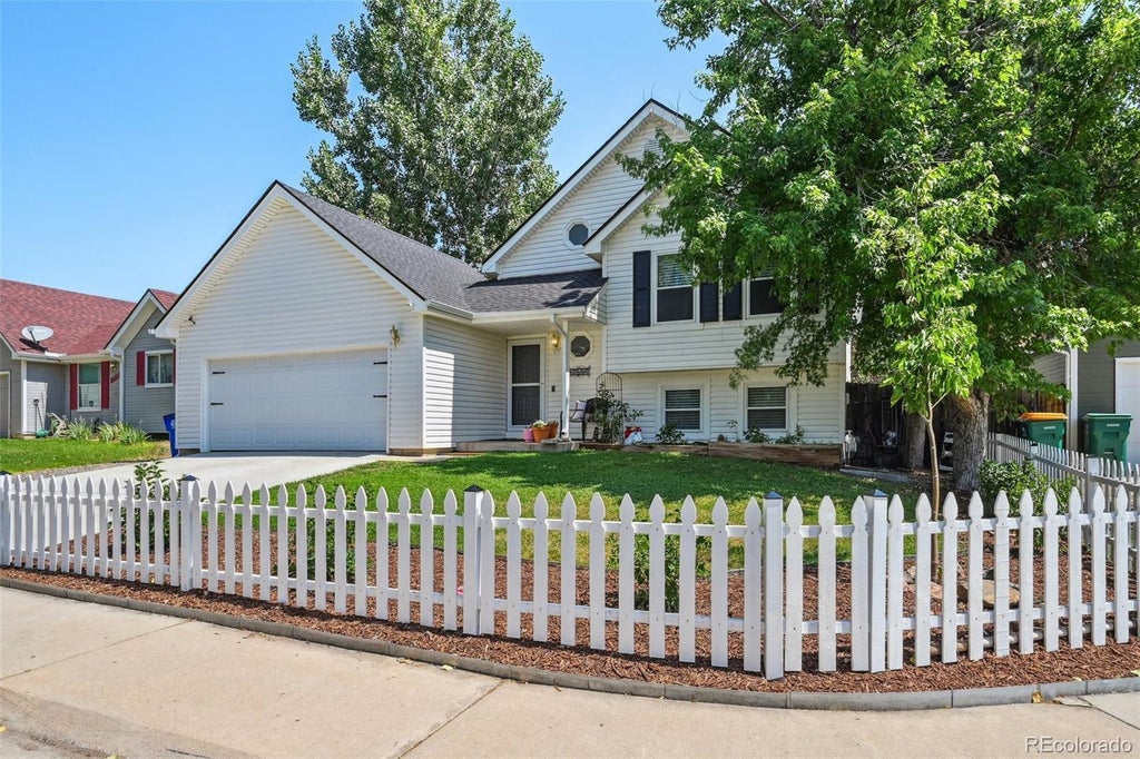 17557 E Chenango Drive, Aurora