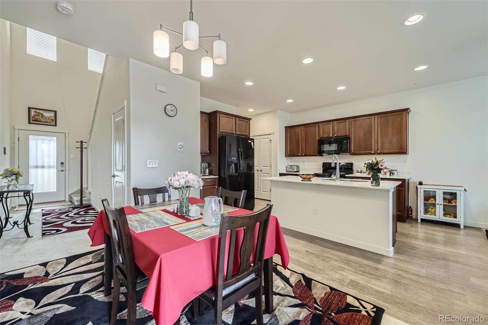 Photo of Listing #2790140