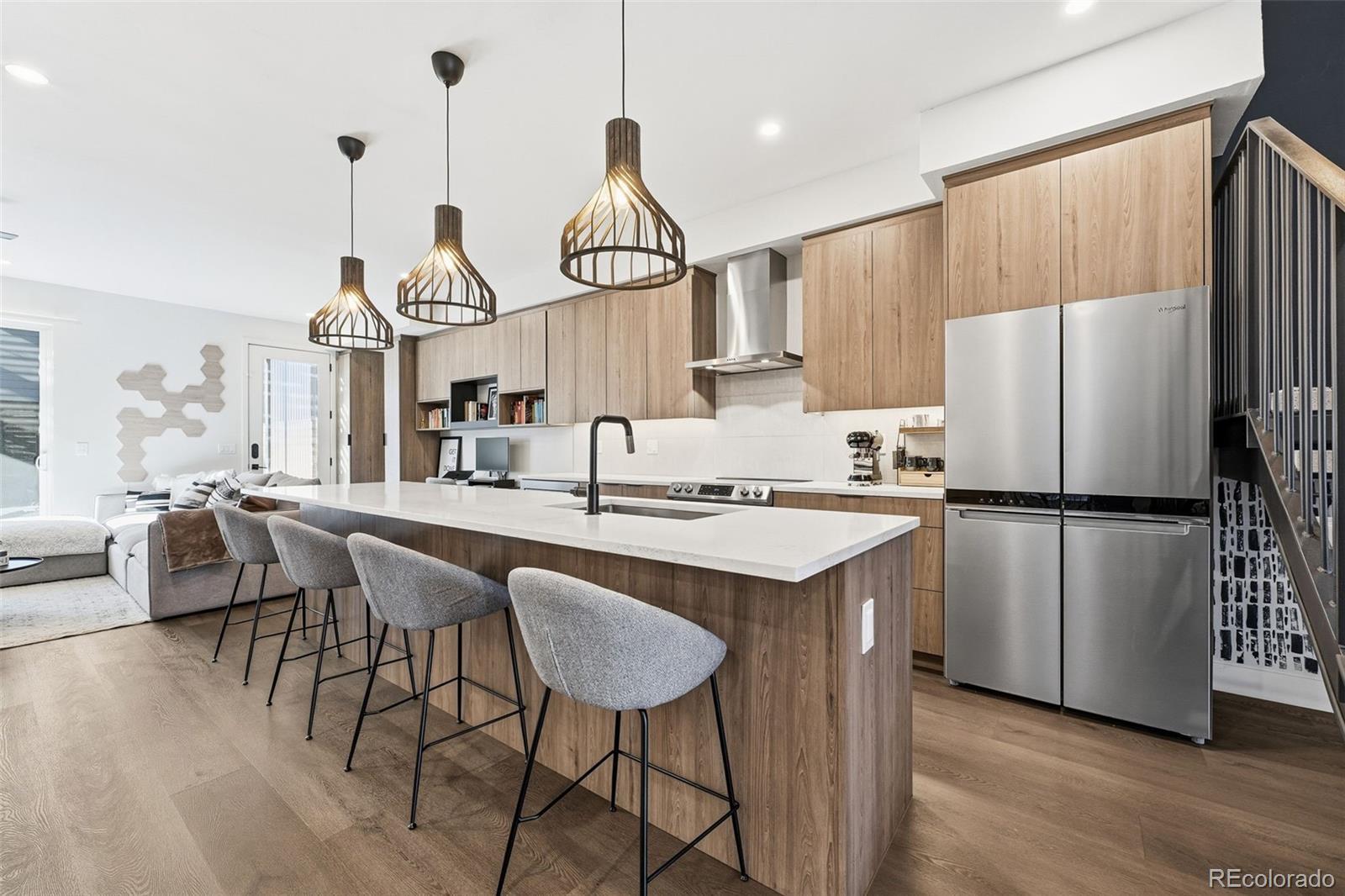 Photo of Listing #2820561