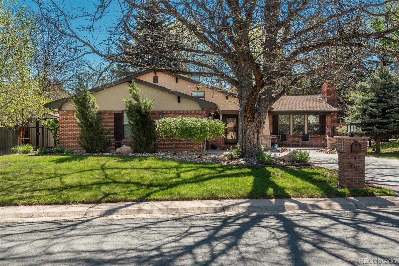 Photo of Listing #2822549