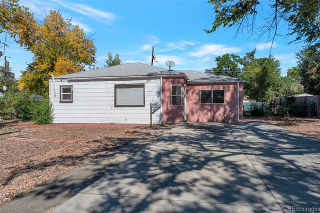 1266 Del Mar Parkway, Aurora