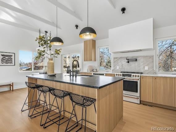 Photo of Listing #2832914