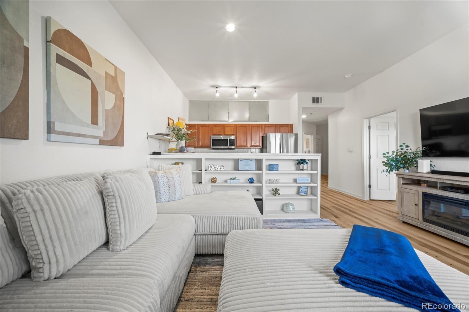 Photo of Listing #2853315