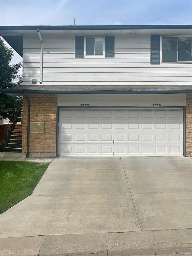 9759 Lane Street, Thornton