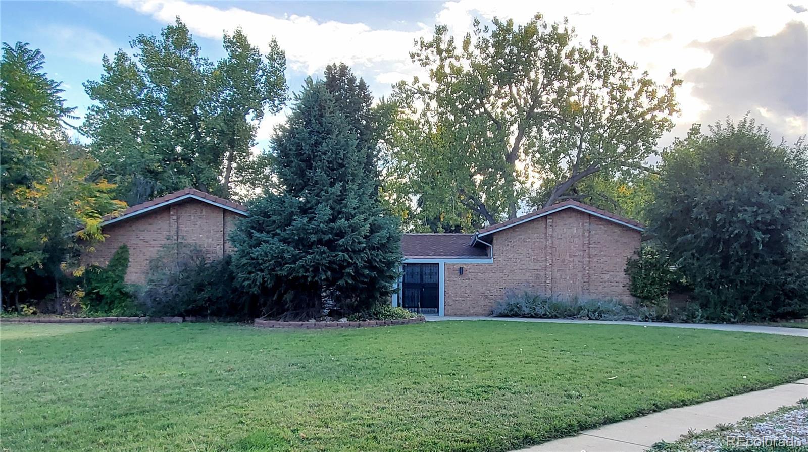 Photo of Listing #2877602