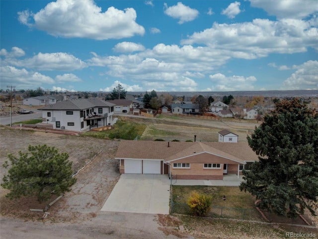 7720 S Everett Street, Littleton