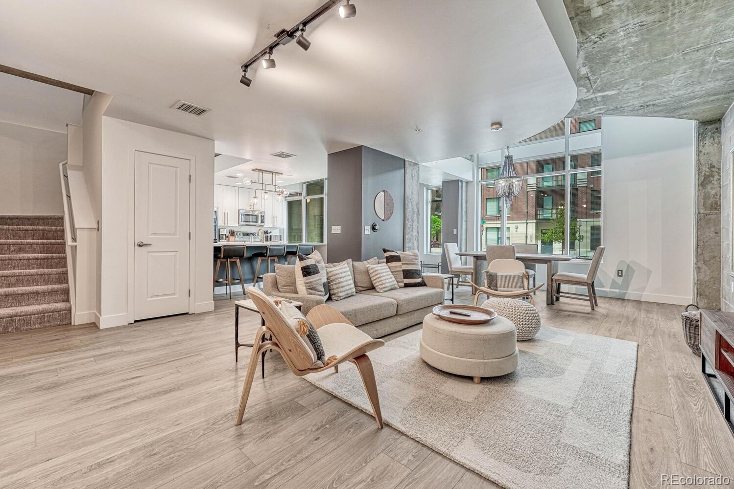 Photo of Listing #2927858