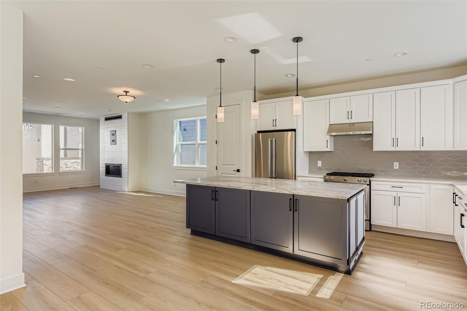 Photo of Listing #2945544