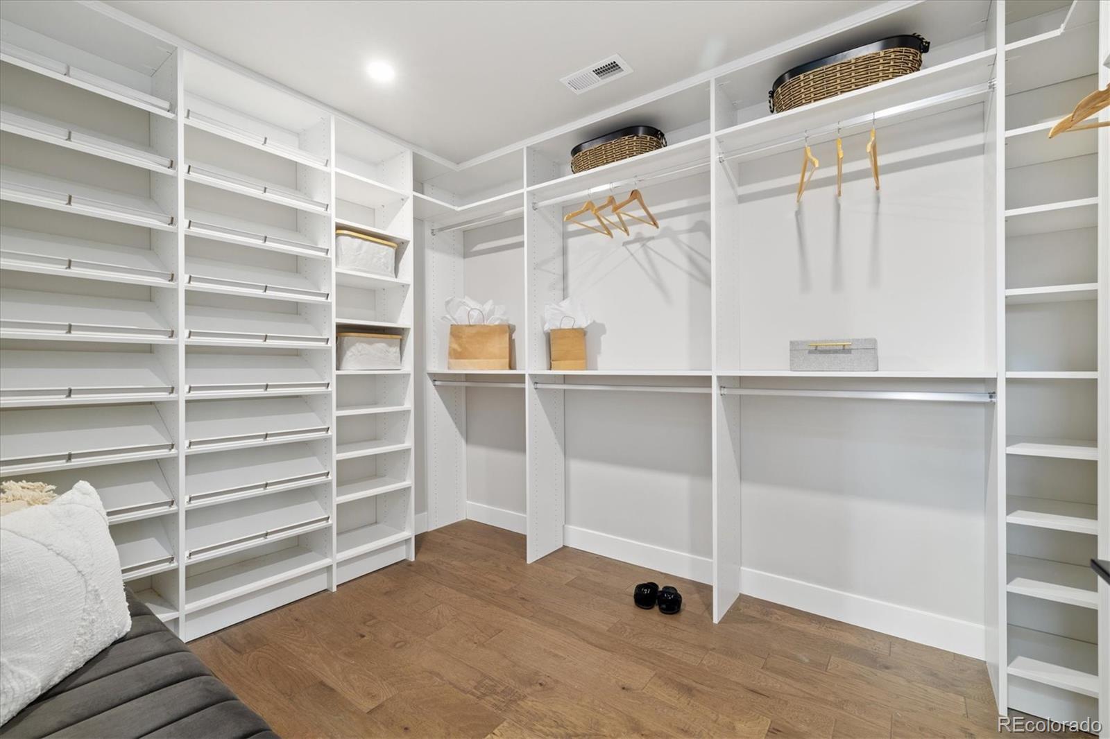 Photo of Listing #2954740