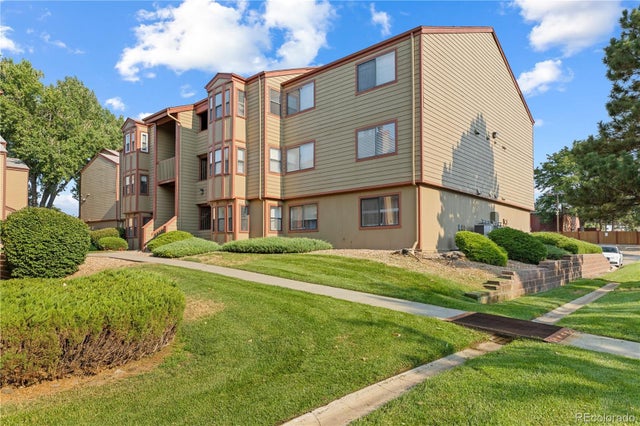 8771 Dawson Street 301, Denver