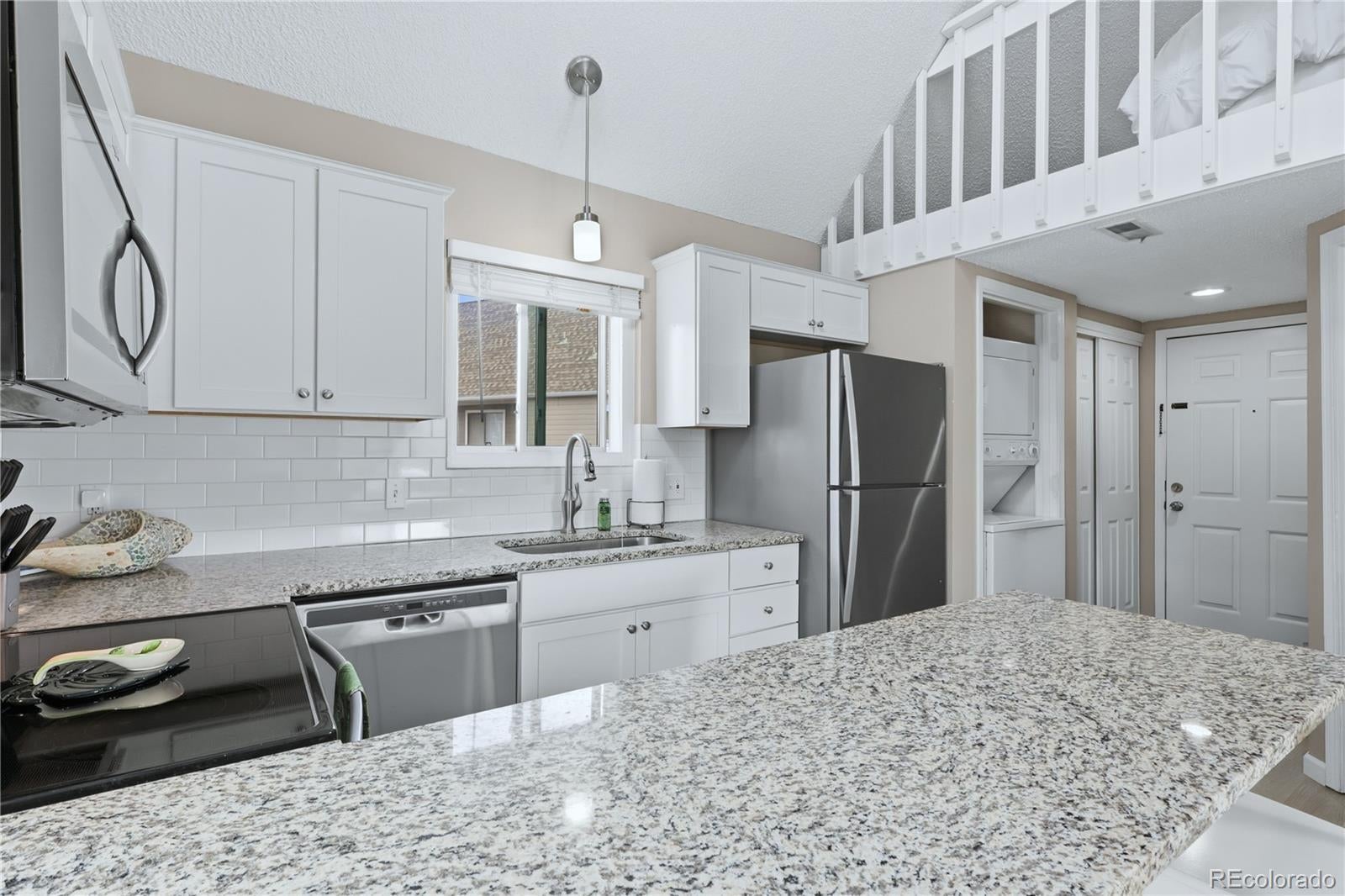 Photo of Listing #2987840