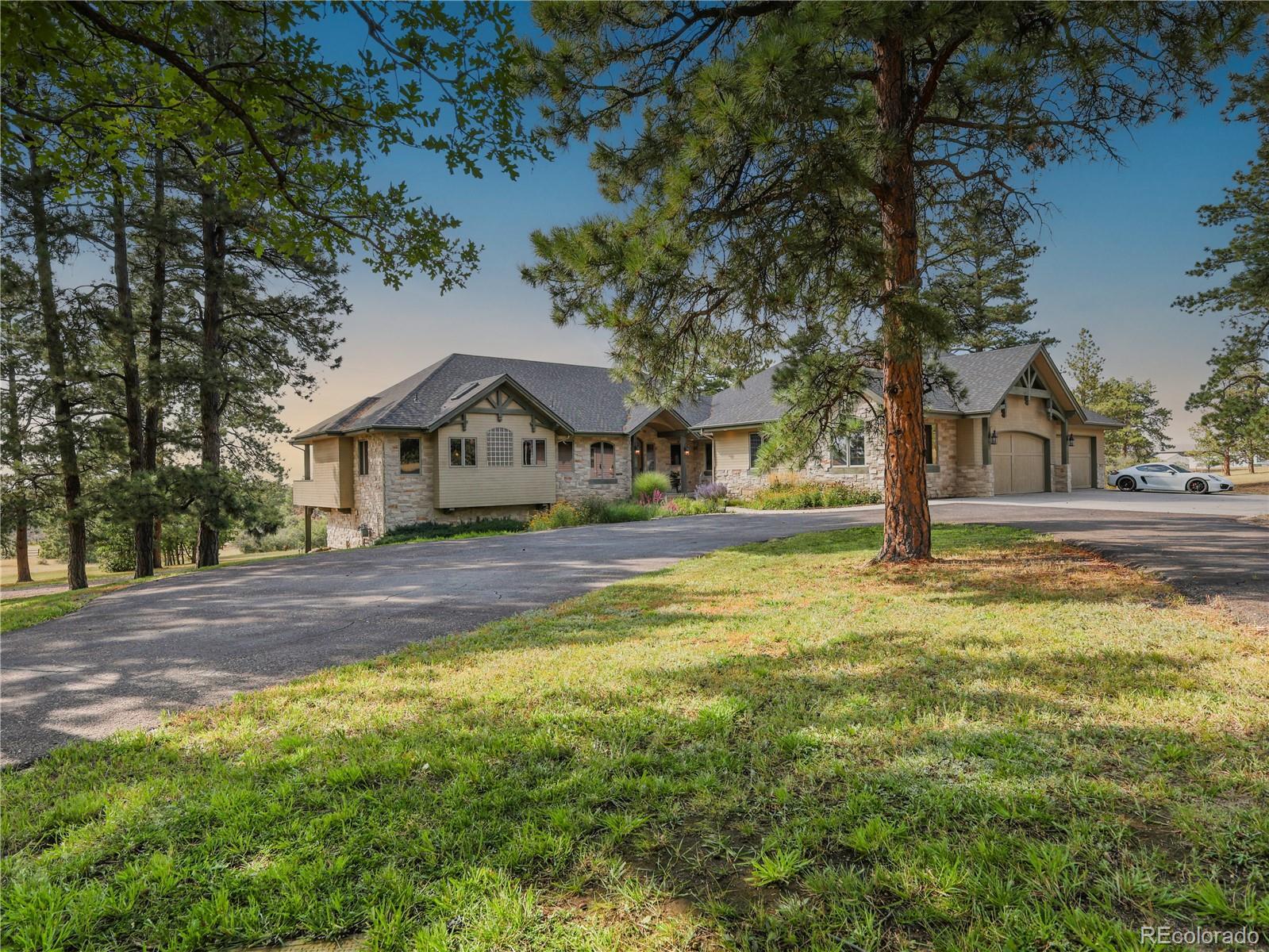 Photo of Listing #3025712