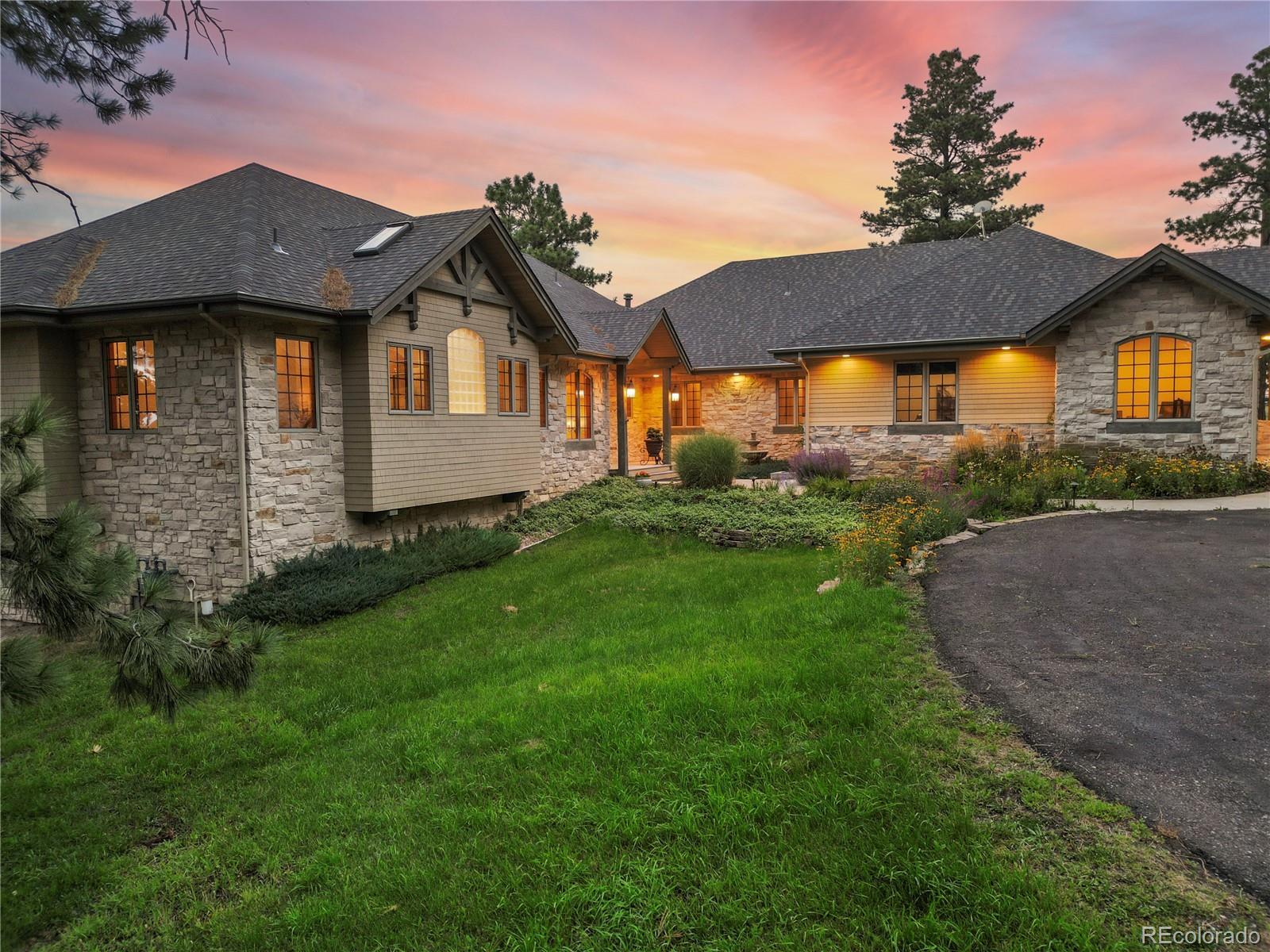 Photo of Listing #3025712