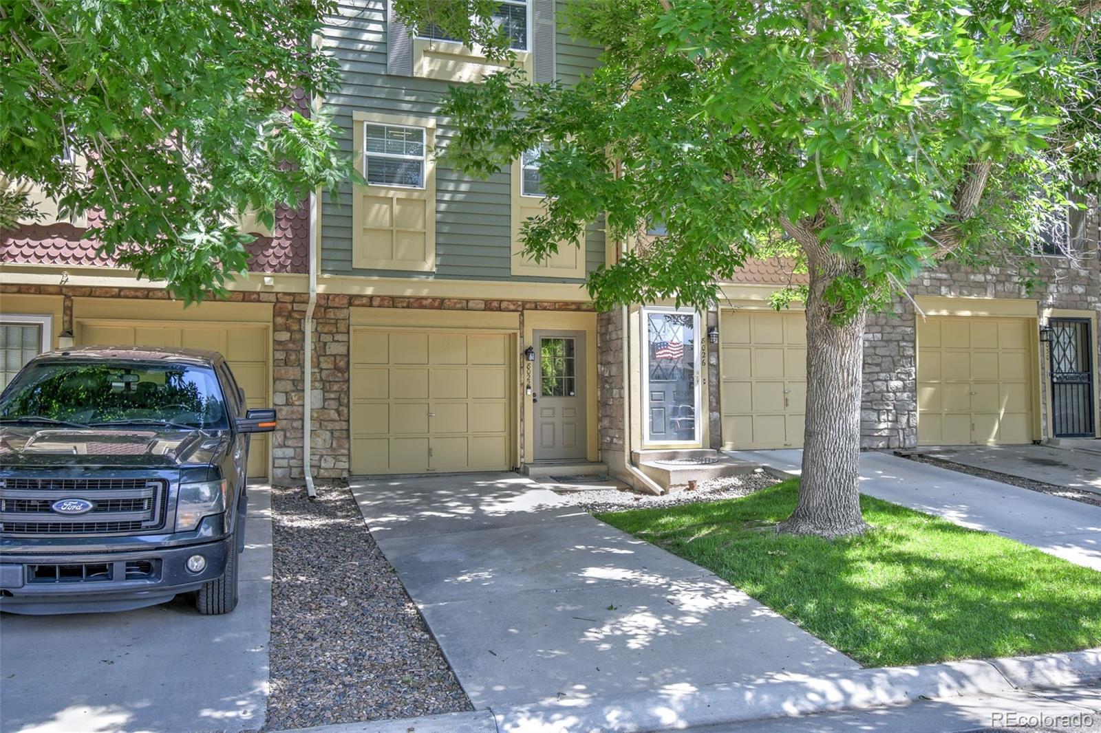 Photo of Listing #3033151