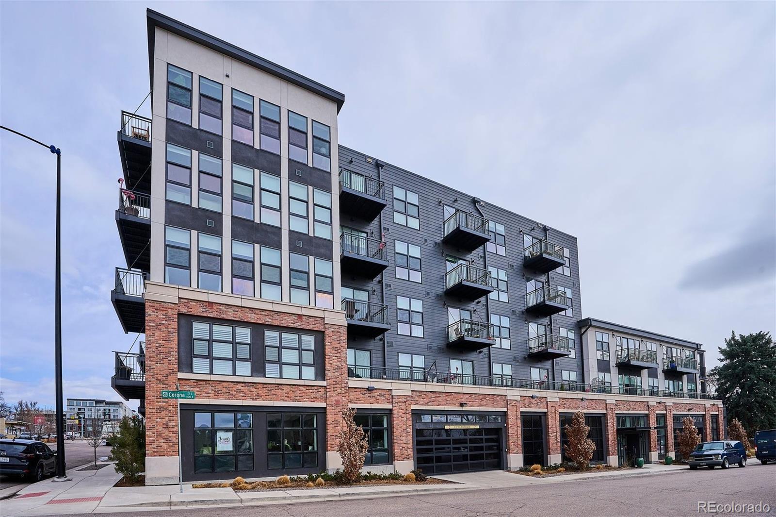 Photo of Listing #3033497