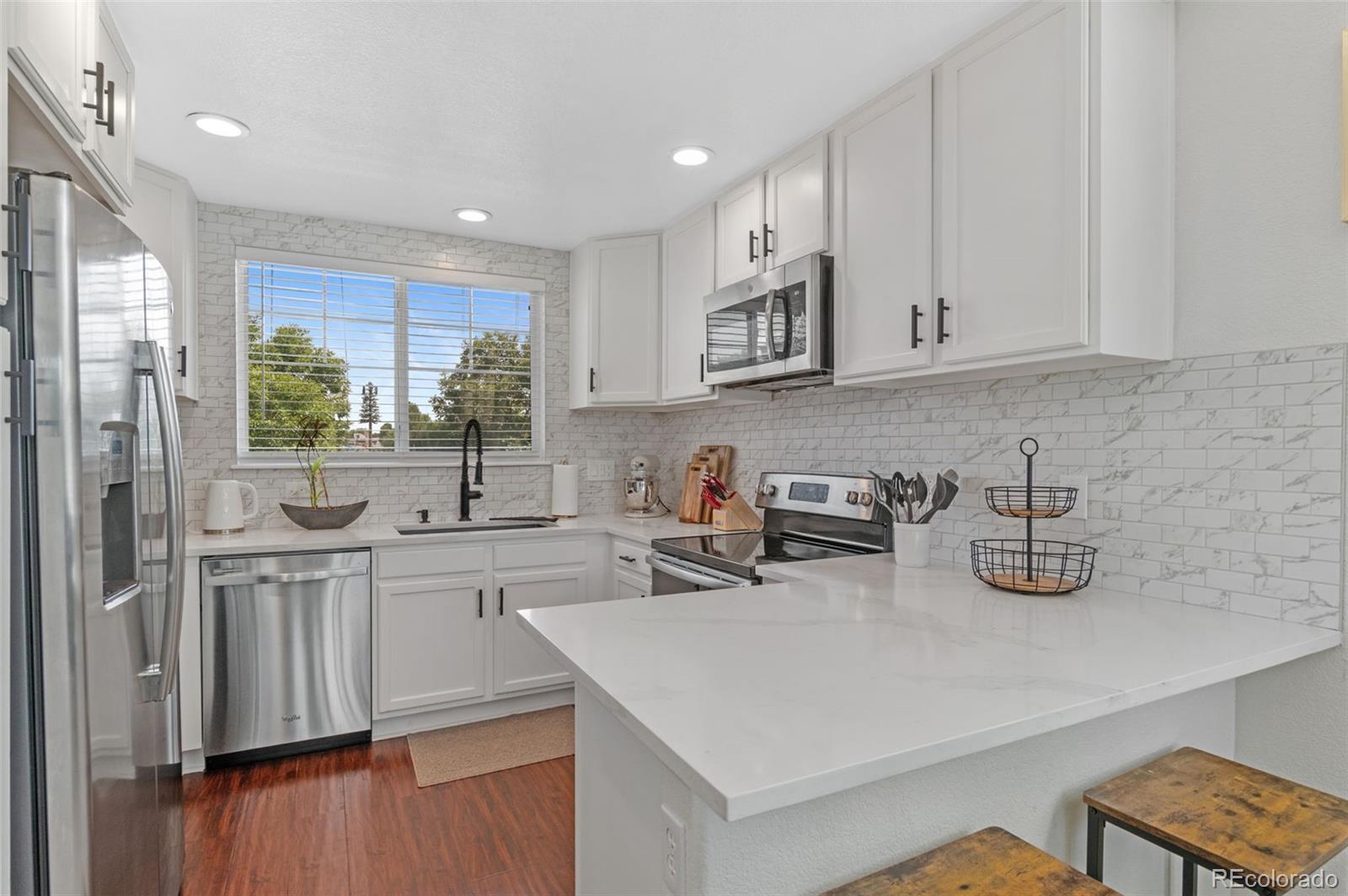 Photo of Listing #3039721