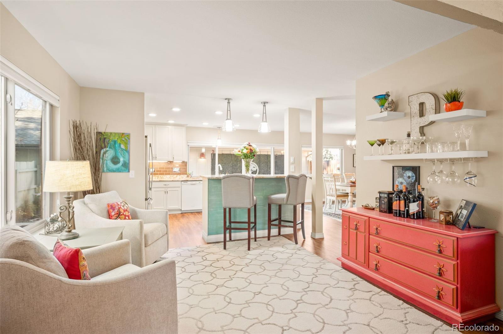 Photo of Listing #3046291