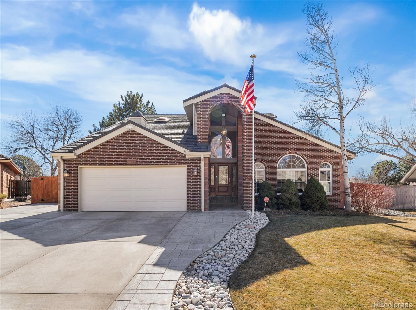 Photo of Listing #3057753